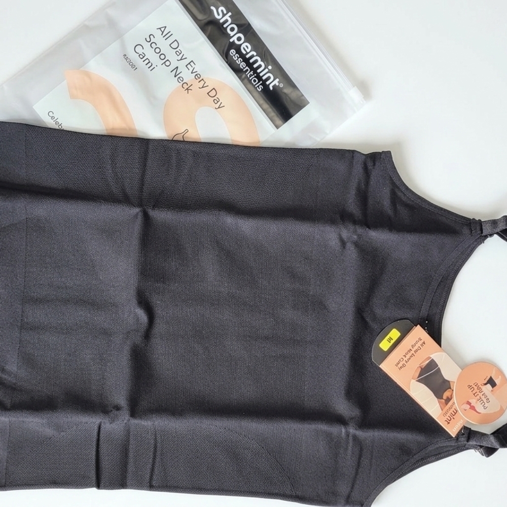 NWT Shapermint Essentials All Day Every Day Scoop Neck Cami - Black (M)